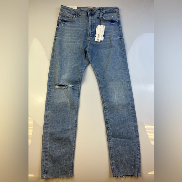 Zara Denim - Zara The 80’s High Waist Skinny Jeans R109